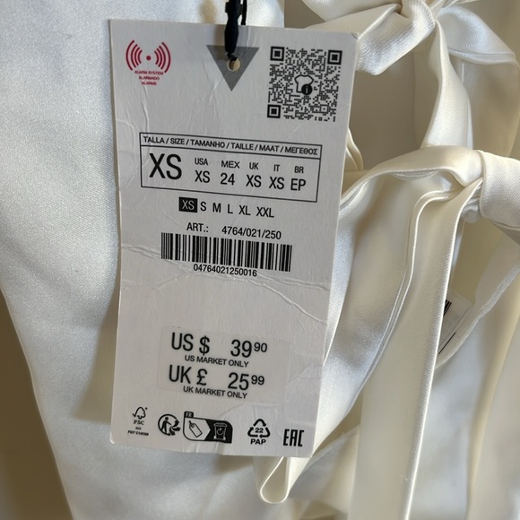 Zara white silk halter top - Picture 3 of 3